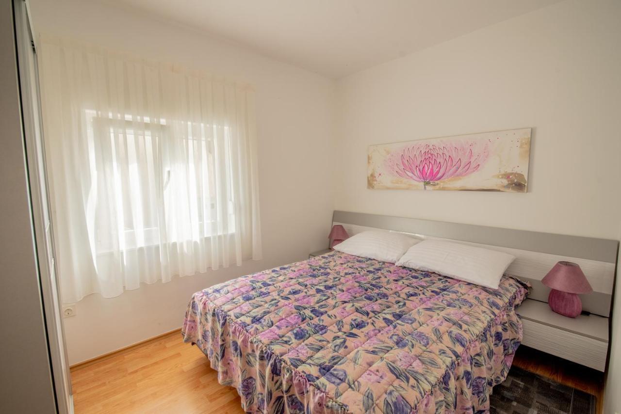 Apartman Bozica Daire Vir Dış mekan fotoğraf